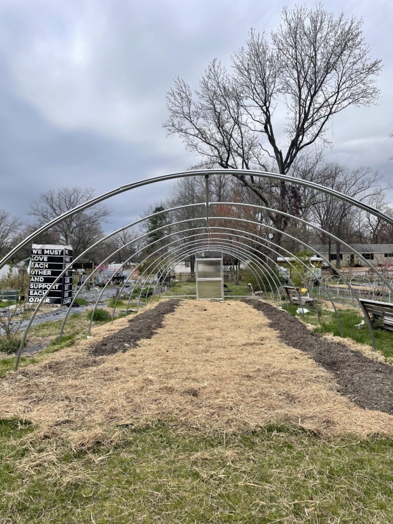 HOOP HOUSE BUILD